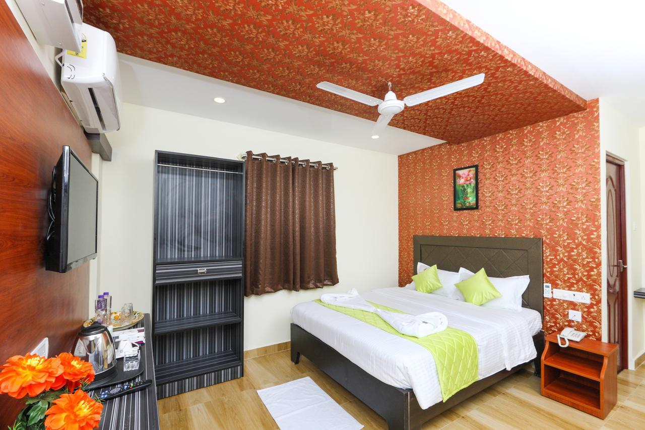 Royal Grand Bed & Breakfast Tambaram Exterior photo