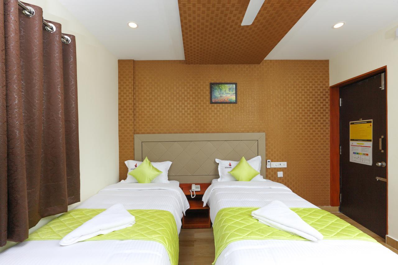 Royal Grand Bed & Breakfast Tambaram Exterior photo