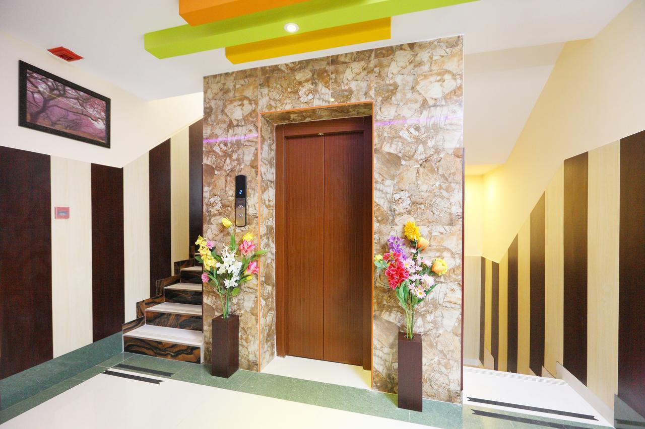 Royal Grand Bed & Breakfast Tambaram Exterior photo