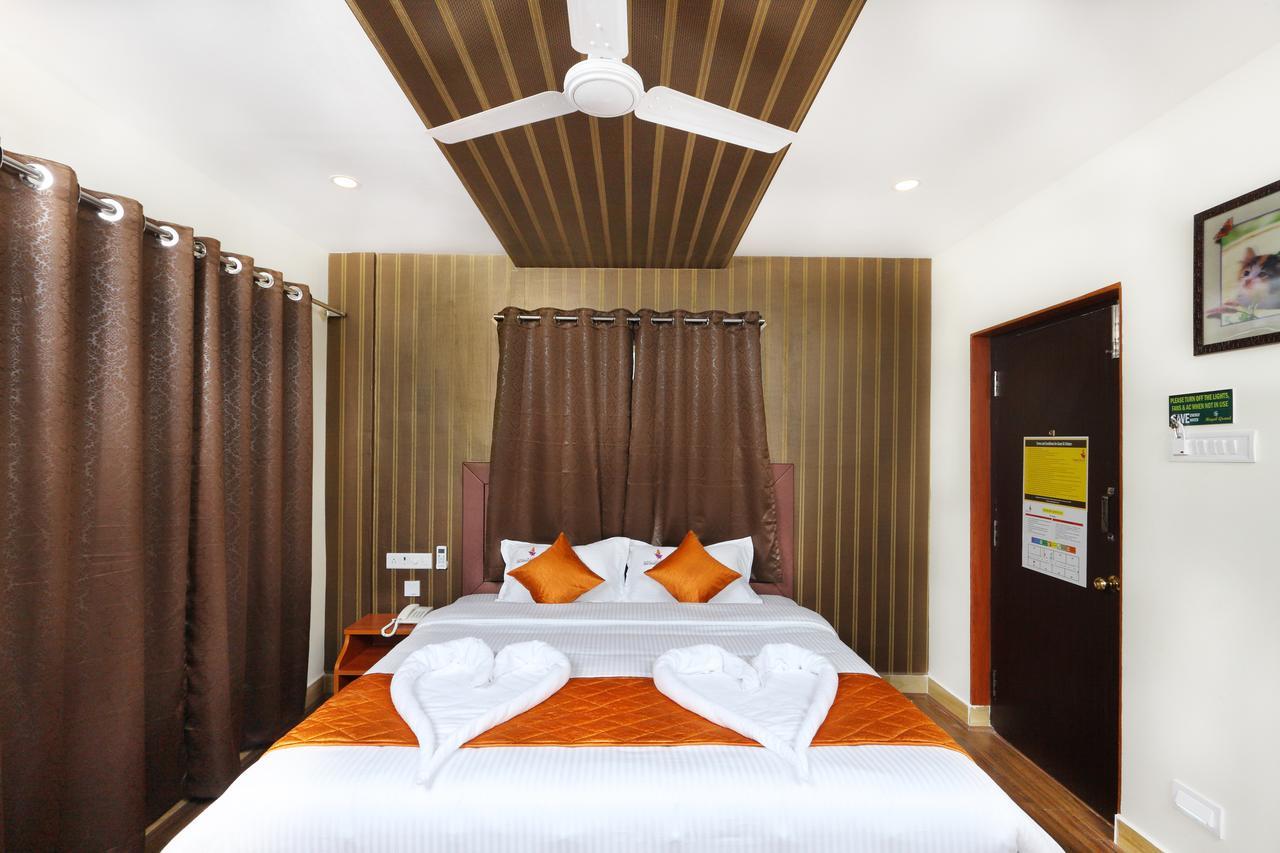 Royal Grand Bed & Breakfast Tambaram Exterior photo